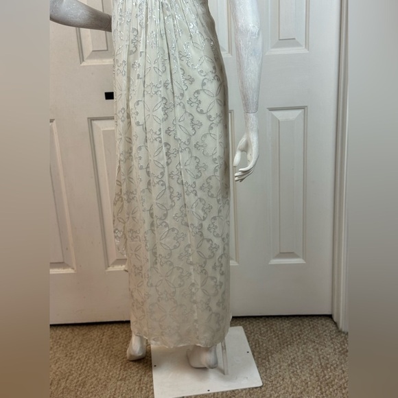 Nicole Miller Silk One Shoulder Dress Maxi 10 Long Foil Silver White Gown Size 2 - Picture 16 of 16